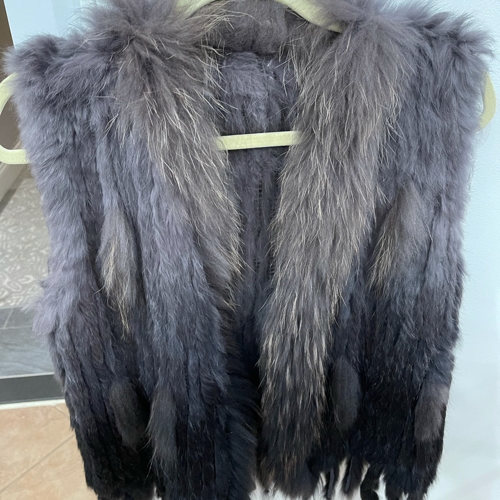 Fur vest